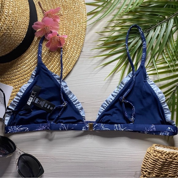 Beach Riot Rosie Navy Ruffle Swim Bikini Top - Picture 5 of 8